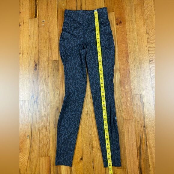 Lululemon Fast and Free High-Rise Crop 23"
Leopard Camo Deep Coal Multi size 2 - Picture 6 of 10